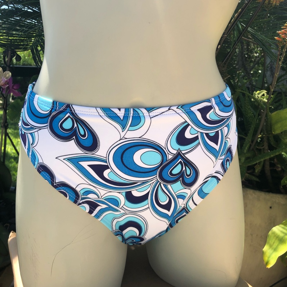 Women’s Full Coverage Bikini Bottoms